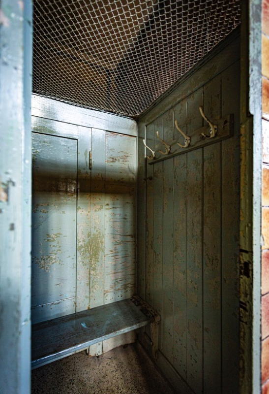 2025-02-16 Stadtbad Lichtenberg Berlin 0002